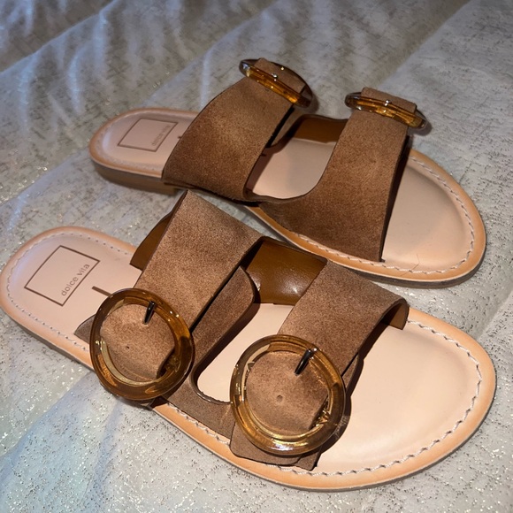 Sandals - Picture 2 of 4